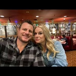 Meet your Posher, Christin